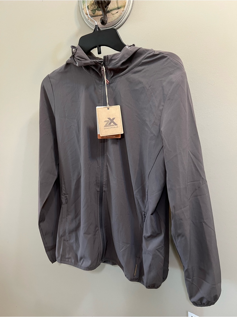 ZeroXposur Men's/Woman’s Gray Sun Hooded Windbreaker Jacket Size S NWT